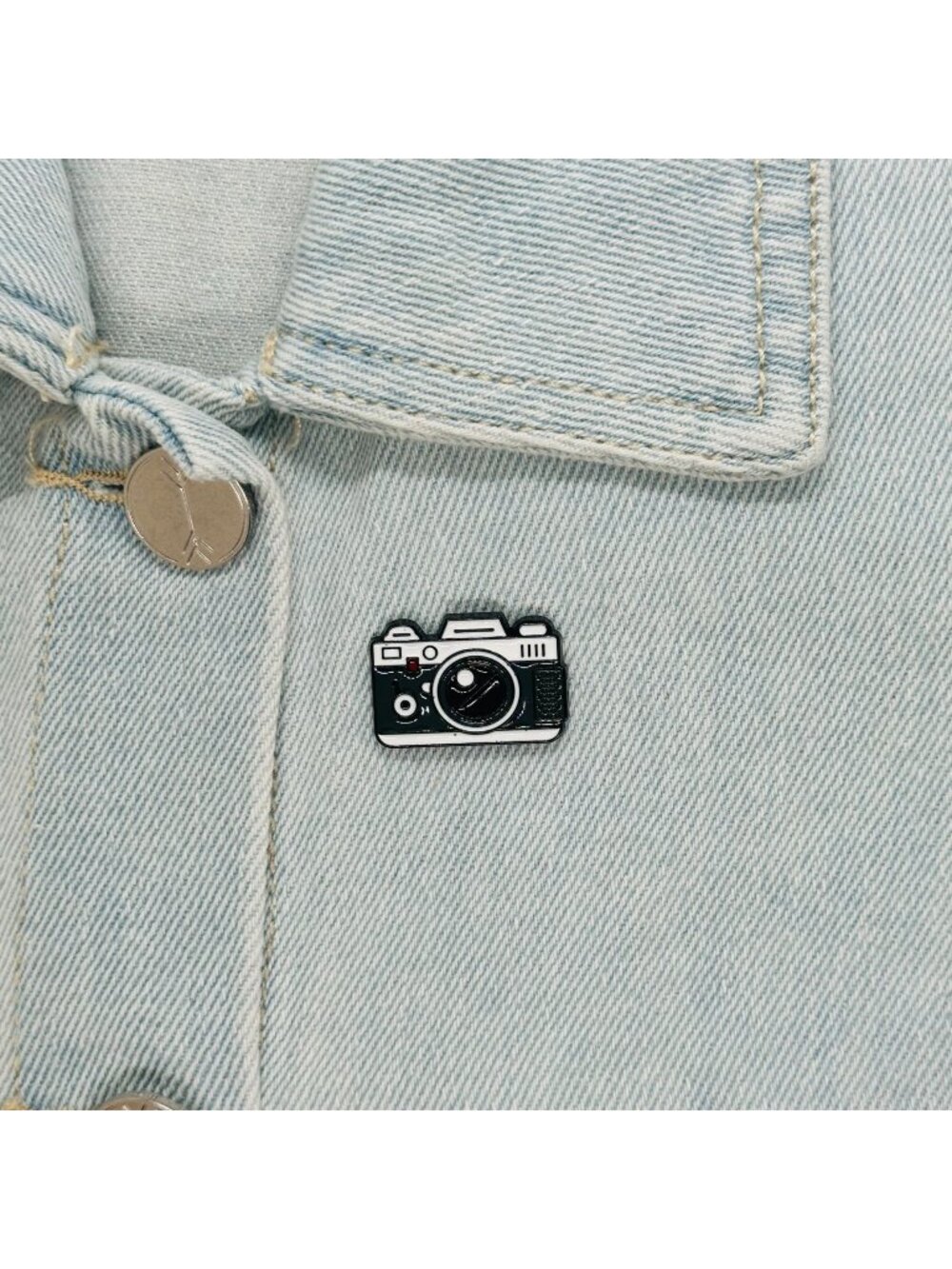 ✨Vintage Retro Camera Enamel Pin  Black  Photography Accessory Traveling Art New